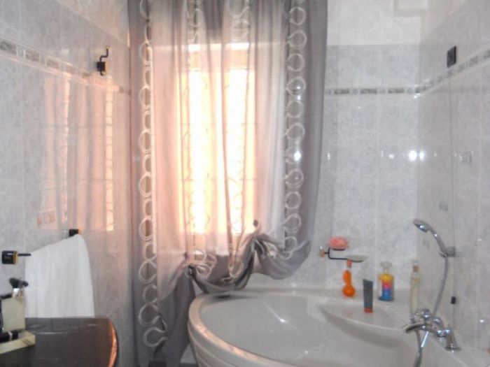 Archisio - Tappezzeria E Tendaggi Azito - Progetto Tende