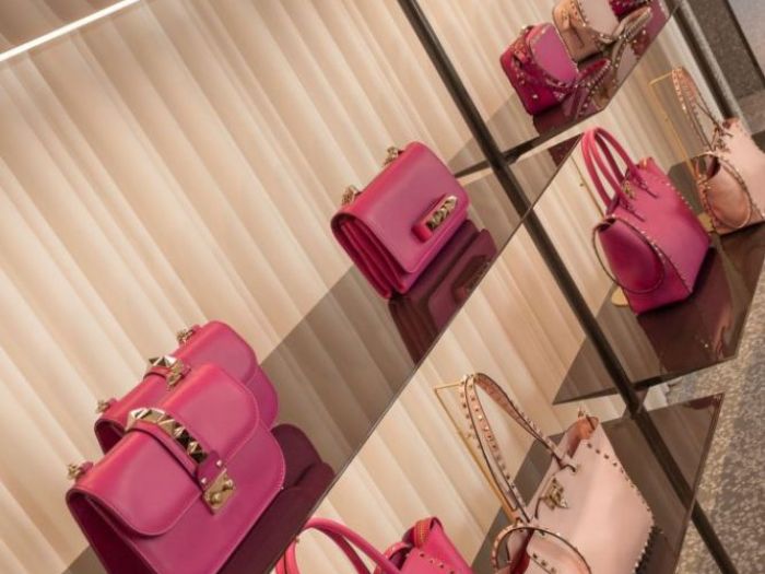 Archisio - Lorenzo Piano - Progetto Fotografia di interni per valentino