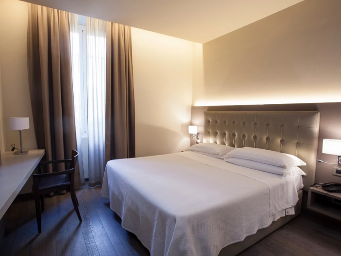 Archisio - Chiomio Luigi - Progetto Albergo marino