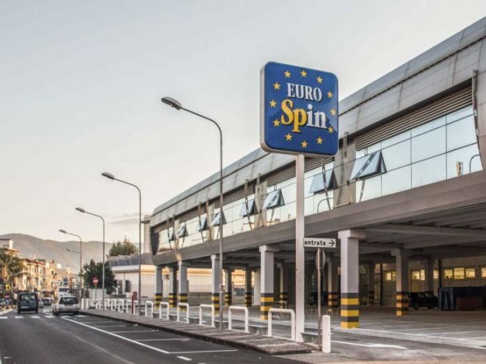 Archisio - Raffaele Carrella - Progetto Mall