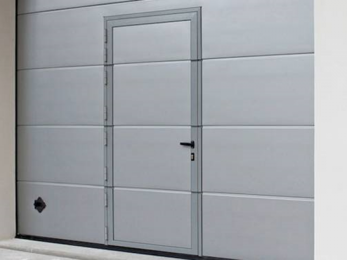 Archisio - Portoni Sezionali Teg - Progetto Portone sezionale in acciaio