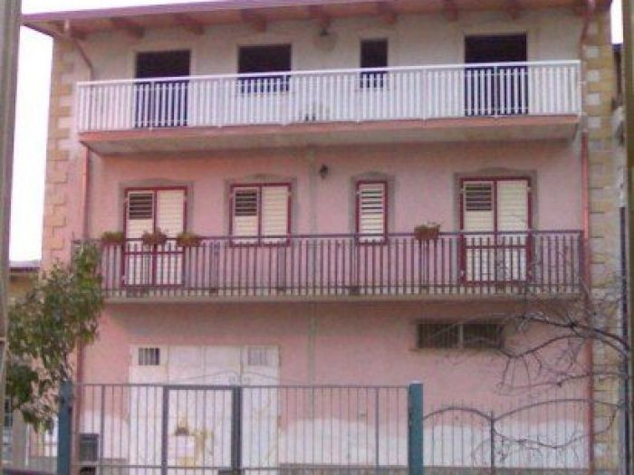 Archisio - Edil Decor Sud - Progetto Manutenzione ristrutturazione restauro edile costruzioni a secco e assistenza tecnica