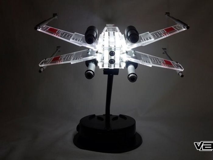 Archisio - Vala Lampade - Progetto Lampada navetta spaziale