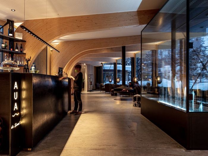 Archisio - Forme Dacqua - Progetto Fontana dinamica da interno hotel arnica scuol