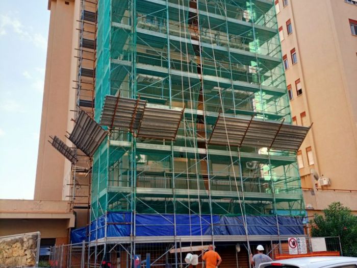 Archisio - Fontana Giovanni Ponteggi - Progetto Montaggio ponteggio telai e tubi e giunti