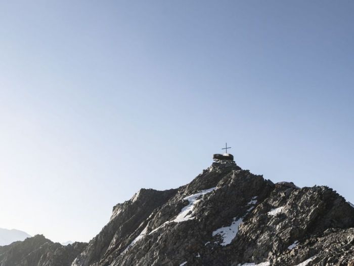 Archisio - Noa Network Of Architecture - Progetto tzi peak 3251m magia ad alta quota