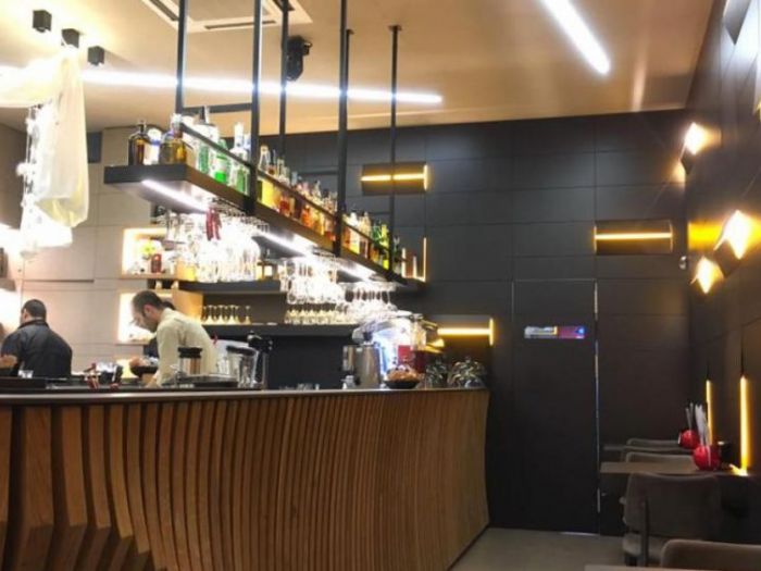 Archisio - Tom Macri - Progetto Arredo locali