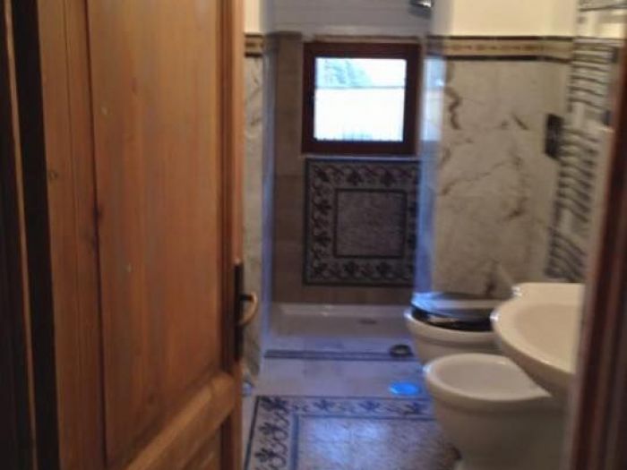 Archisio - Ea Works srl - Progetto Rinnovo bagni e illuminazione in provincia di roma