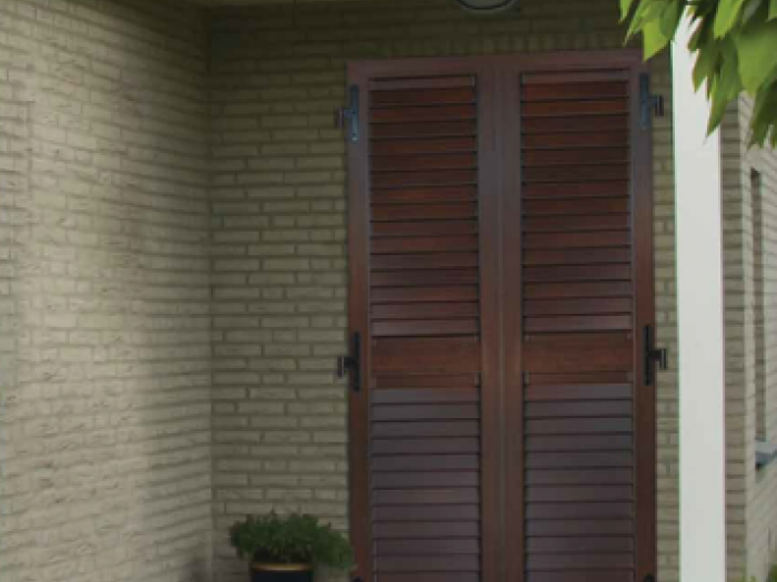 Archisio - Italia Design Di Casula Antonio - Progetto I nostri prodotti sono marchiati emme persiane ed arcobalegno ci affidiamo a grosse aziende per garantirvi ottimi prodotti con materiale e design allavanguardiaLe finestre e le persiane giocano un ruolo fondamentale nellisolamento termico della nos