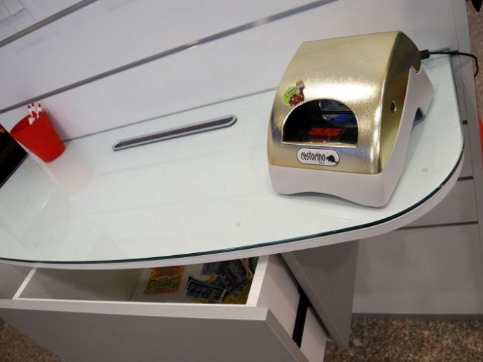 Archisio - Cappa Arredamenti - Progetto Tabaccheria baroni