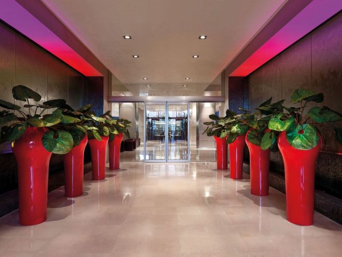 Archisio - Jupiter International srl - Progetto Set arrangement - composizioni floreali