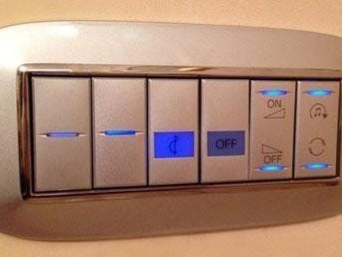 Archisio - Pf Electronics Frau Pierangelo Impianti Elettrici Tv Sat - Progetto Serie living bticino