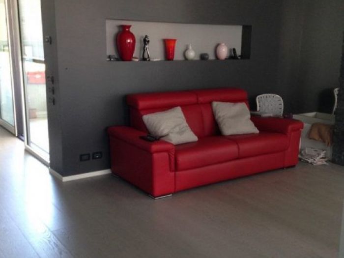 Archisio - Sofim Srl Soluzioni E Finiture Immobiliari - Progetto Sofim Srl fornisce e posa tutti i tipi di pavimenti in legno dal massello nelle varie essenze da levigare e trattare in opera ai vari tipi di prefinito