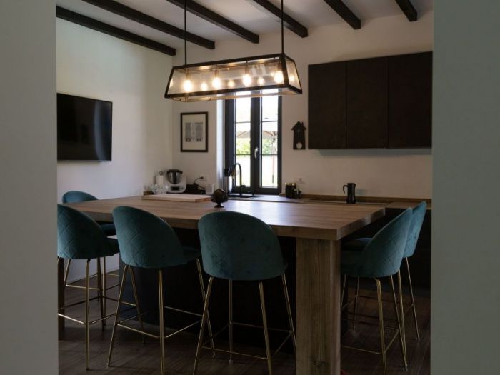 Archisio - Cinzia Campari - Progetto Villa indipendente con piscina