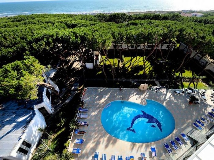 Archisio - Raffaele Carrella - Progetto Giulivo hotelvillage