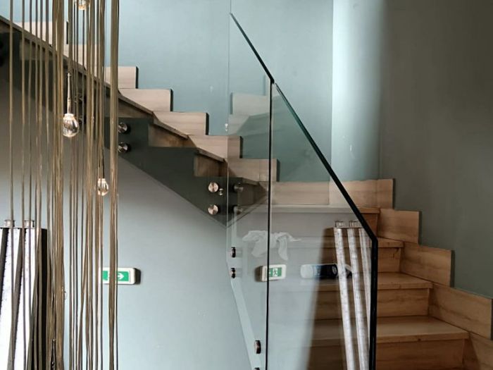 Archisio - Mp Glass - Progetto Parapetti balaustre in vetro