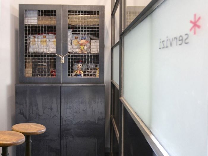 Archisio - Architectural Make Up - Progetto DazizioRestaurant - barArch massimo viti arch francesca amore