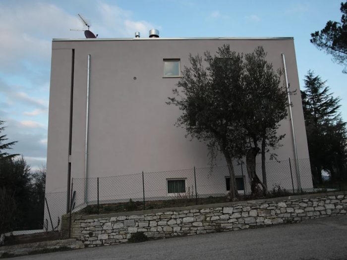 Archisio - Luca Cesaretti - Progetto Them crooked house panicale pg