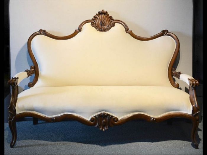 Archisio - Araba Fenice Antichit - Progetto Divani