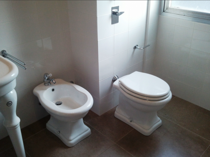 Archisio - Edilizia 1a20 - Progetto Ristrutturazioni di bagni