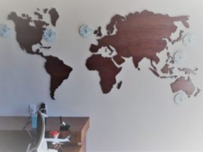 Archisio - Laser Services - Progetto Decorazione dinterni-il mondo a parete-taglio laser