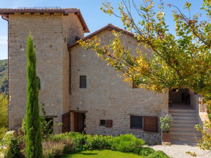 Archisio - Studio Lenzi Associati - Progetto Pietre dellappennino