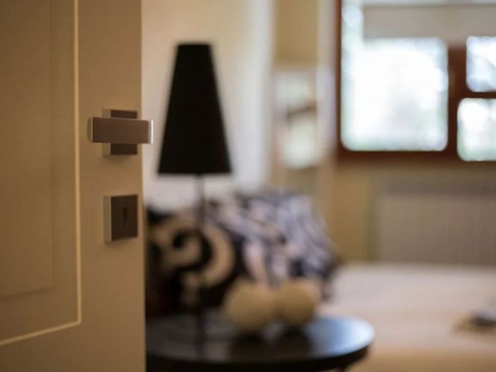 Archisio - Angela Paniccia - Progetto Home staging su vuoto in signorile appartamento