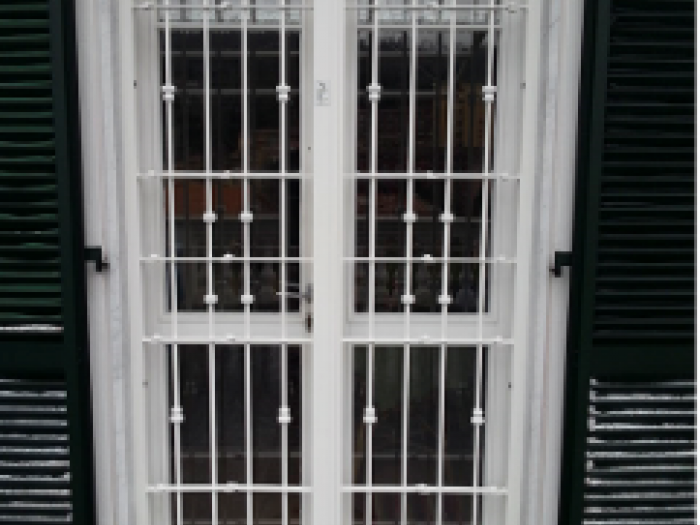 Archisio - Ferro Su Ferro - Progetto Scuri persiane e grate blindate