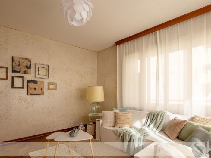 Archisio - Elisa Cattelan - Progetto Un prima e dopo su un appartamento degli anni 60