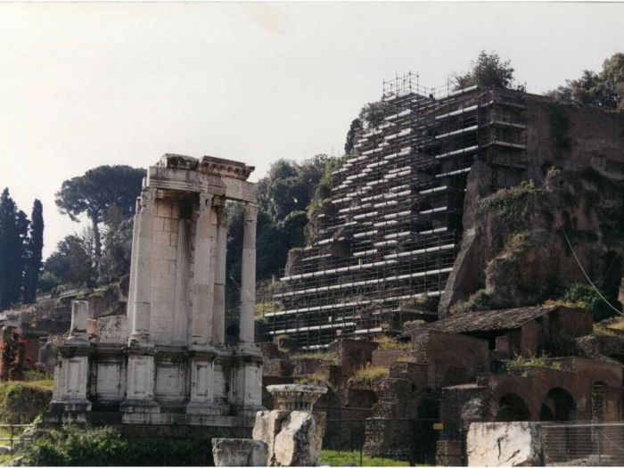 Archisio - Montedil 3000 Srls - Progetto Montaggio smontaggio e noleggio di ponteggi per l edilizia a roma