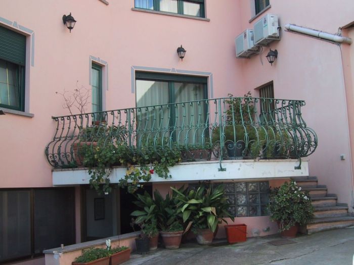 Archisio - Talloru Salvatore srl - Progetto Balconi e grate