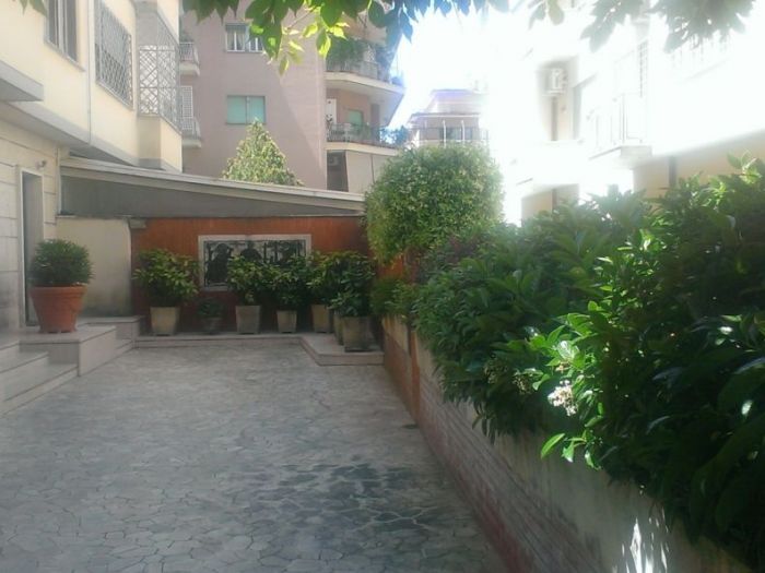 Archisio - Equilatero srl - Progetto Rifacimento ingresso condominiale