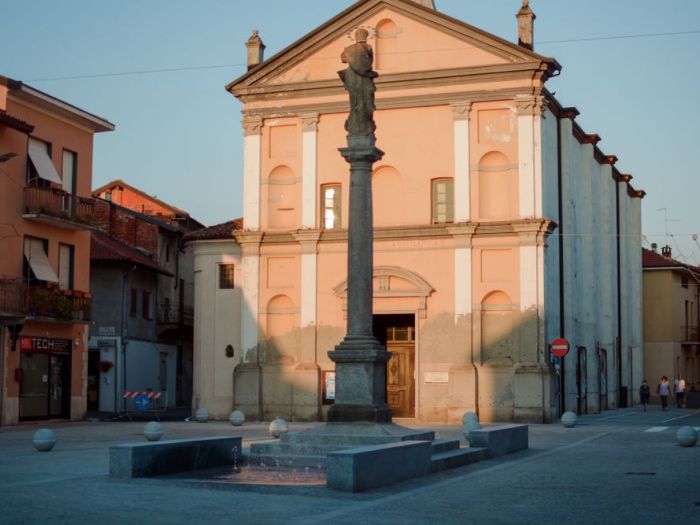 Archisio - Forme Dacqua - Progetto Fontane a pavimento piazza santa maria cameri no