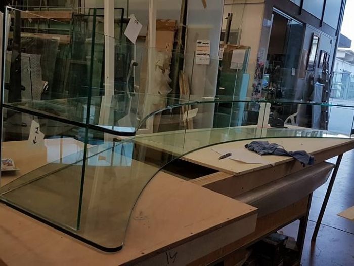 Archisio - Vetreria La Predappiese - Progetto Vetrina di un bar