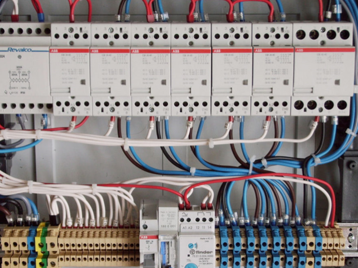 Archisio - Andrea Orlandi Elettricista - Progetto Automazione cancelli e serrande