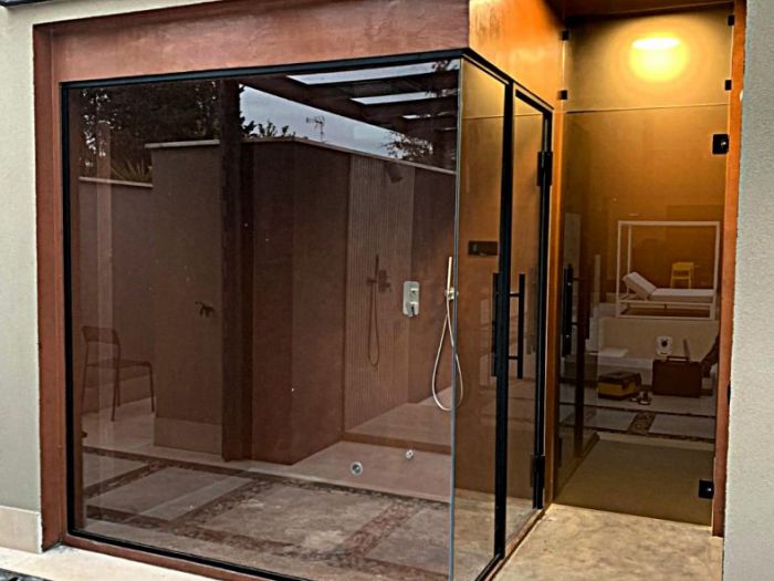 Archisio - Mp Glass - Progetto Porte e pareti divisorie in vetro