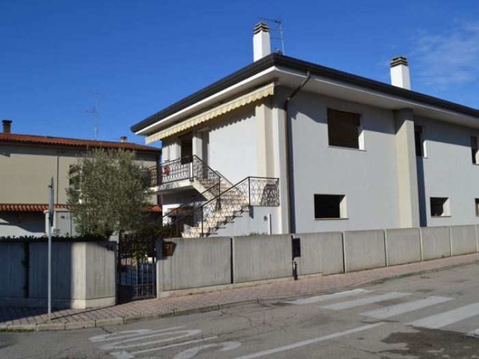 Archisio - Alessandro Pasqual - Progetto Casa carrer