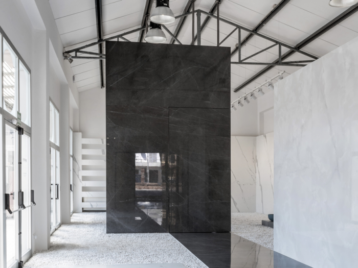Archisio - Marco Porpora - Progetto Carrara showroom