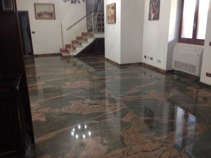 Archisio - Burato Snc - Progetto Pulizie pavimento