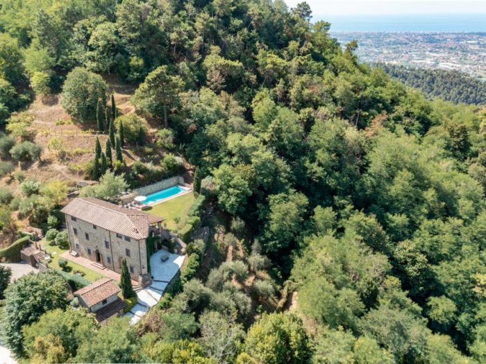 Archisio - Raffaello Terreni - Progetto Villa pedona