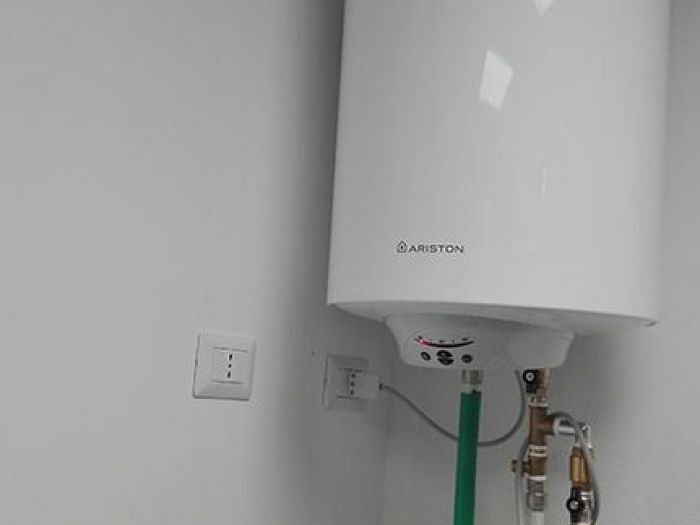 Archisio - Deca Service srl - Progetto Impianti e pavimento