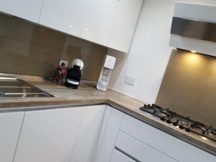 Archisio - Mp Glass - Progetto Specchi e vetro darredo su misura