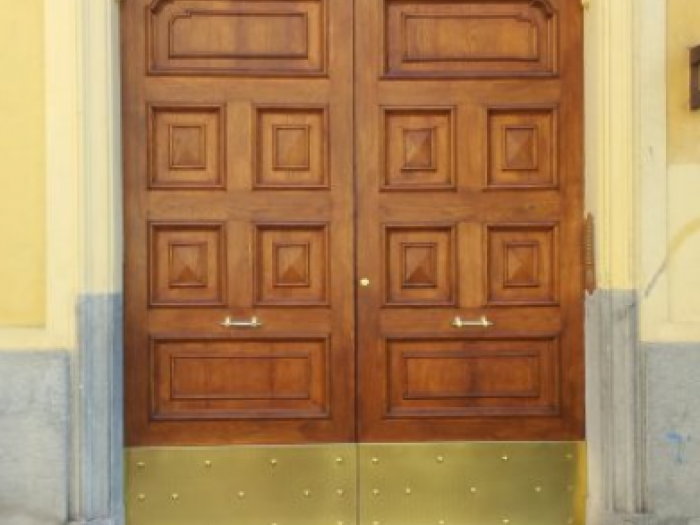 Archisio - Arte Del Legno 86 Snc - Progetto Restauro portone in legno condominiale via col di lana 11 zona pzza mazzini