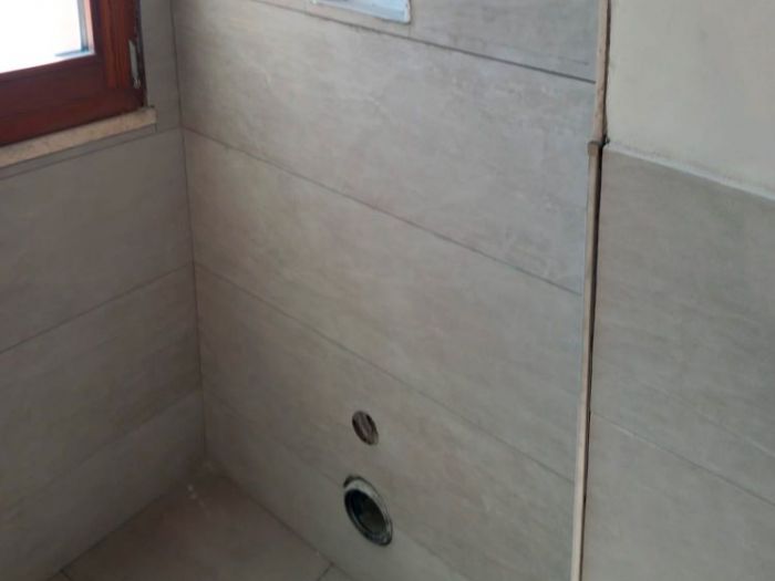 Archisio - Mani Srl Ristrutturazini - Progetto Ristrutturazione completa bagno roma zona collatina