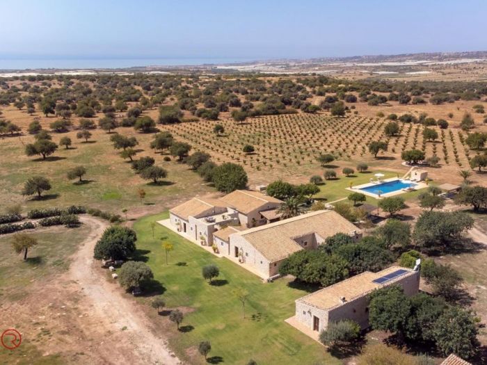 Archisio - Rosario Scalia - Progetto Servizi fotografici di interni