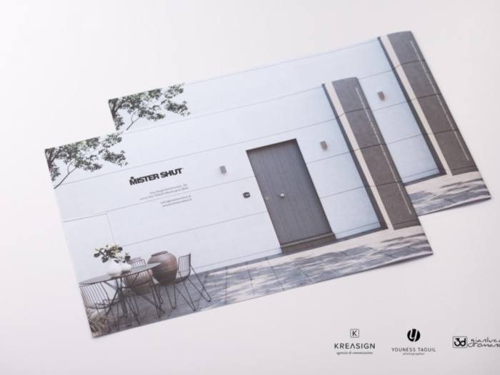 Archisio - 3d Gianluca Romano - Progetto Brochure per lazienda di porte blindate mister shut