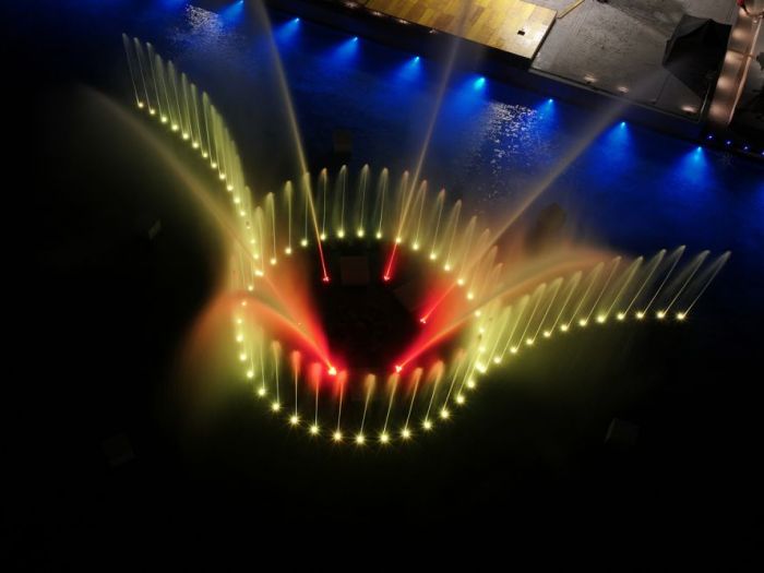 Archisio - Forme Dacqua - Progetto Marina la fontana danzante musicale pi grande ditaliaPalermo marina yachting porto palermo