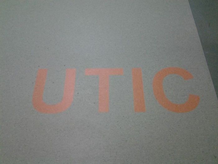 Archisio - Errico Gaglianese - Progetto Rifacimento pavimenti gruppo operatorio ed utic del campus di germaneto