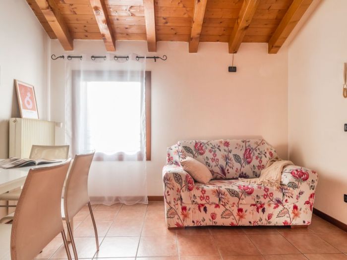 Archisio - Elisa Cattelan - Progetto Home staging su mini appartamento