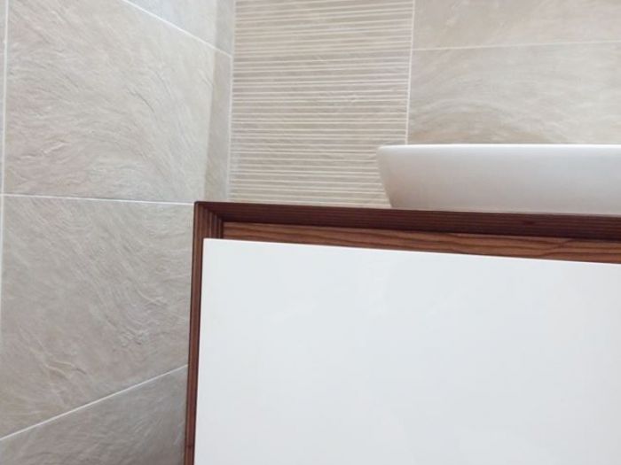 Archisio - Domenico Sforza - Progetto Inside on the seaLavori di manutenzione straordinaria arredamento e nuova illuminazione di un monolocale nella zona di san giorgio torre a mare